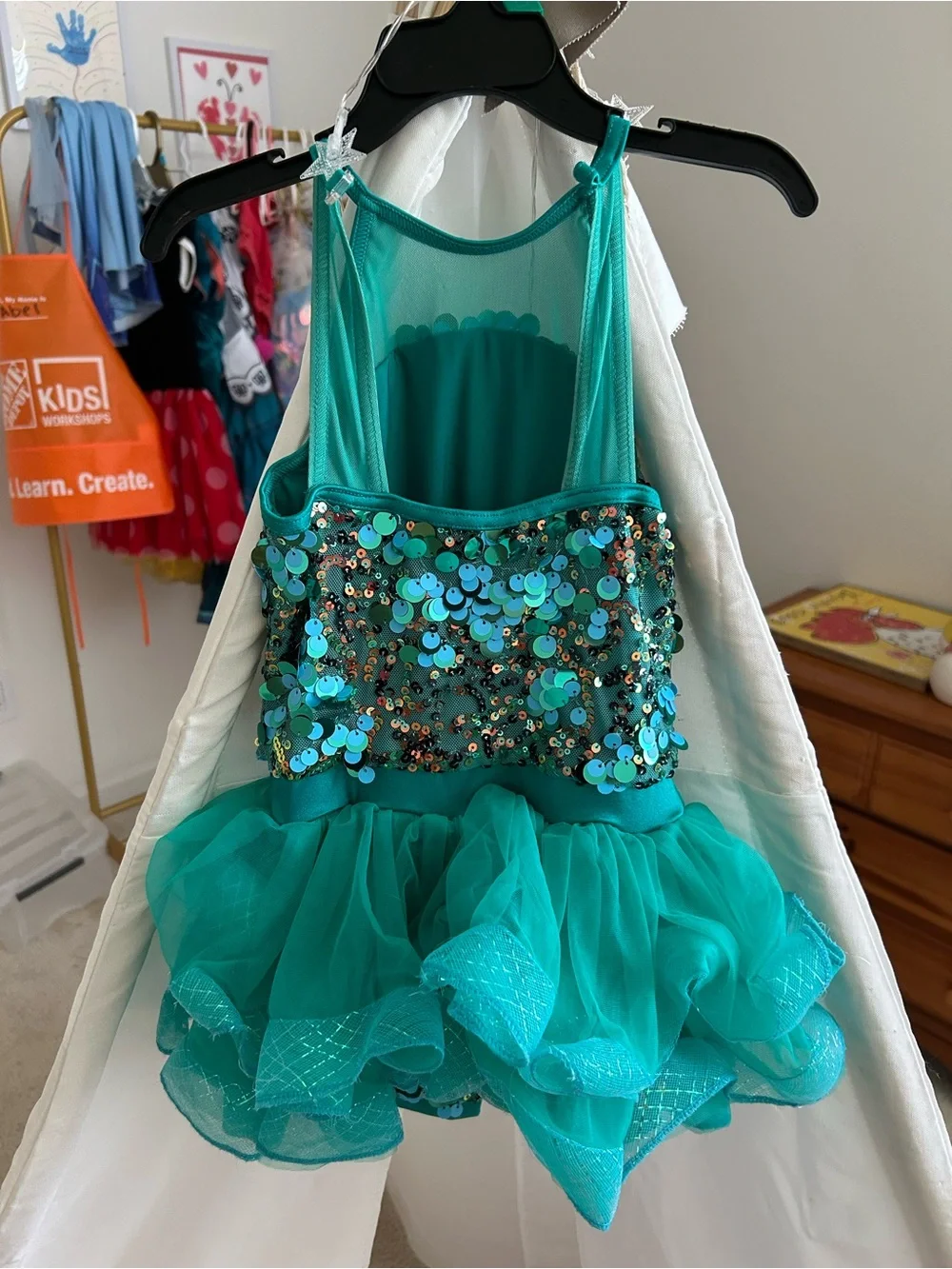 Weissman Dance Costume Turquoise Sequin Bustle Small Child Everyday Popstar
